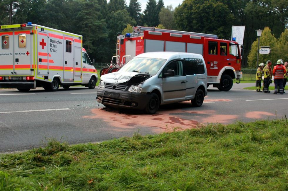 Schwerer Verkehrsunfall Auf Der B 3 Bei Barrl · Drei Schwer Verletzte ...