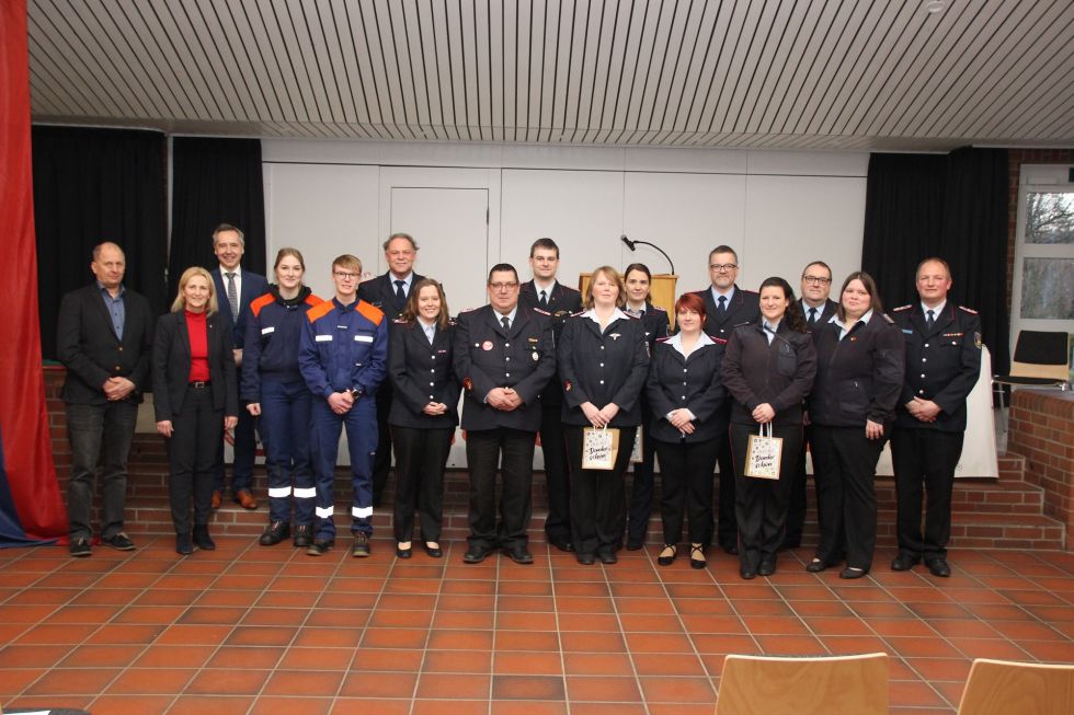 Kreisjugendfeuerwehr Im Heidekreis Wählt Teile Des Führungsgremium Neu ...